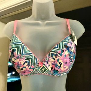 💙💙Nwt jacklyn smith bra
